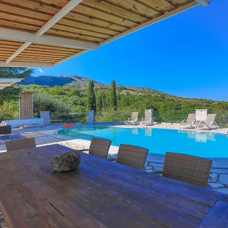 Thea Estate Villa *